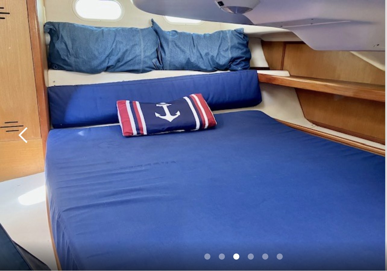 Hunter 38 cabin berth